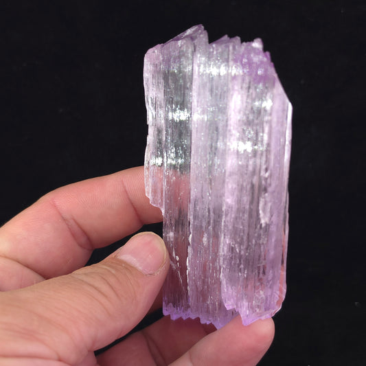 Kunzite Double Terminated – 140g – Nuristan