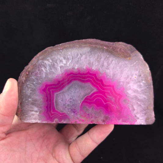 Dyed Brazilian Agate – 1049g – Minas Gerais